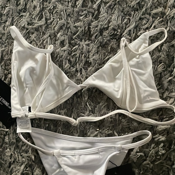 Bathing suit ( top and bottom) - Picture 5 of 5